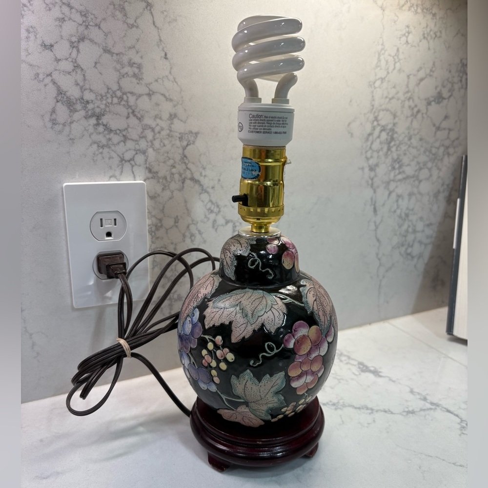 VTG Chinoiserie Lamp